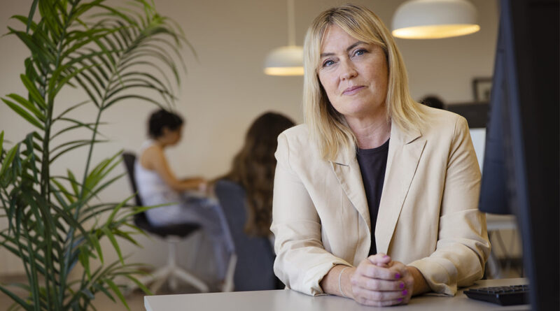 Lorena van den Berg, hasta ahora directora de servicios al cliente, asume la dirección general de la consultora