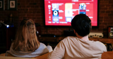 El aumento de los precios de las plataformas de streaming ha ocasionado que cada vez los españoles se ajusten más los bolsillos a la hora de realizar suscripciones